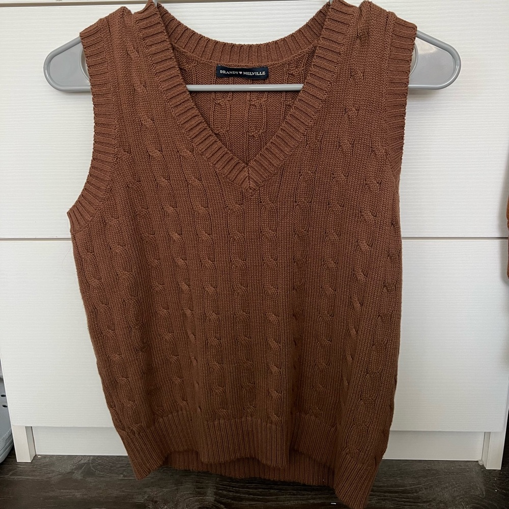 Brandy Melville brown sweater vest